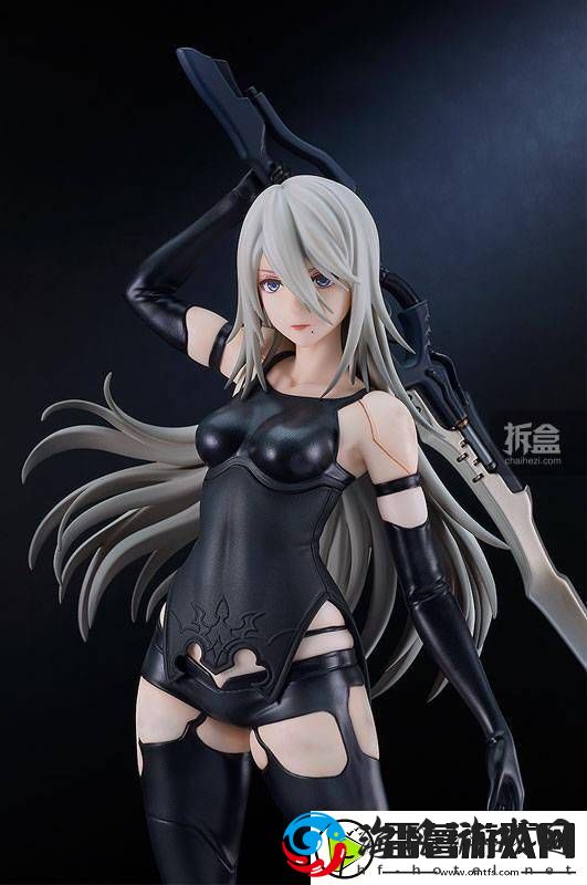 NieR